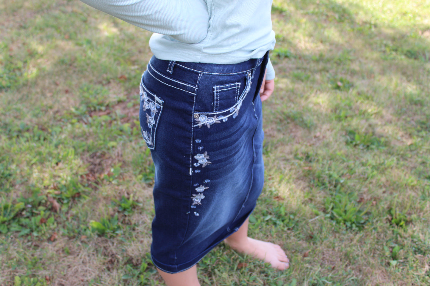 Light Blue Flower Embroidered Denim Skirt