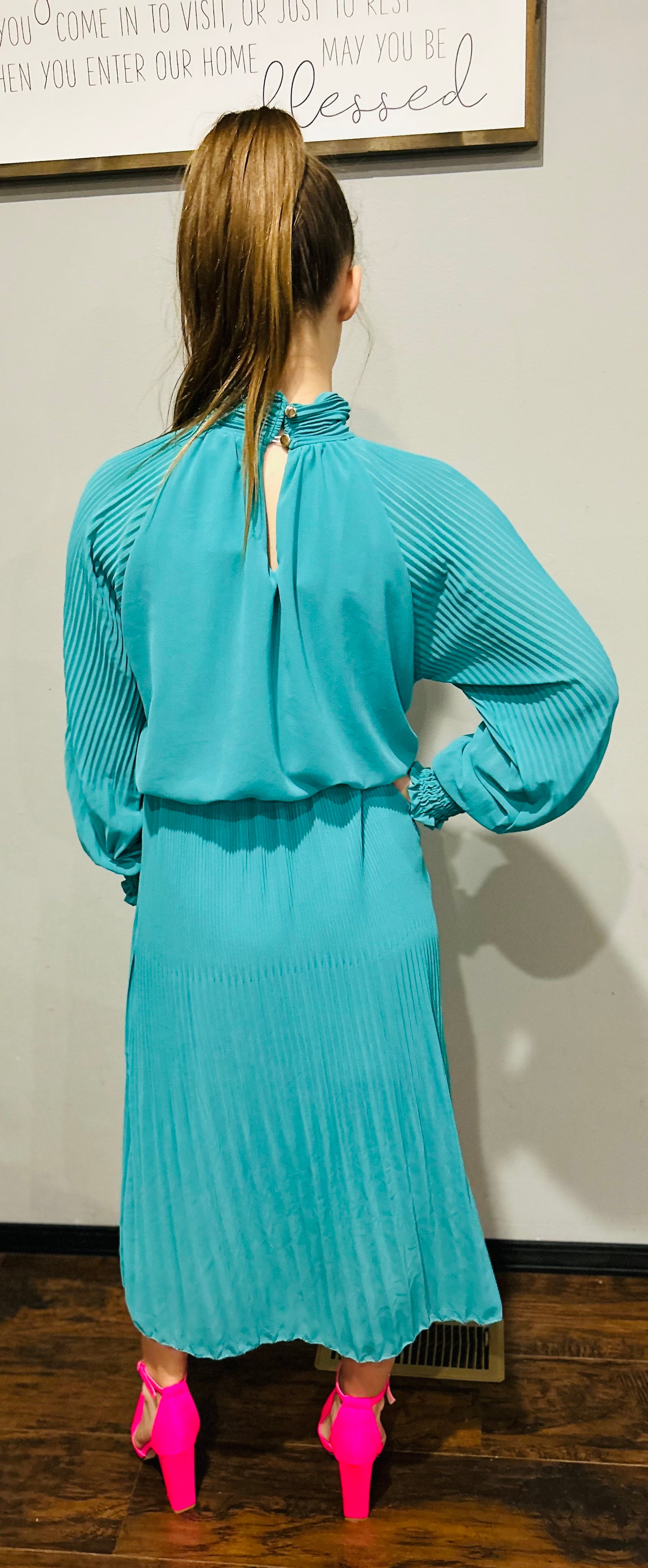 Victory One Size Pleated Maxi